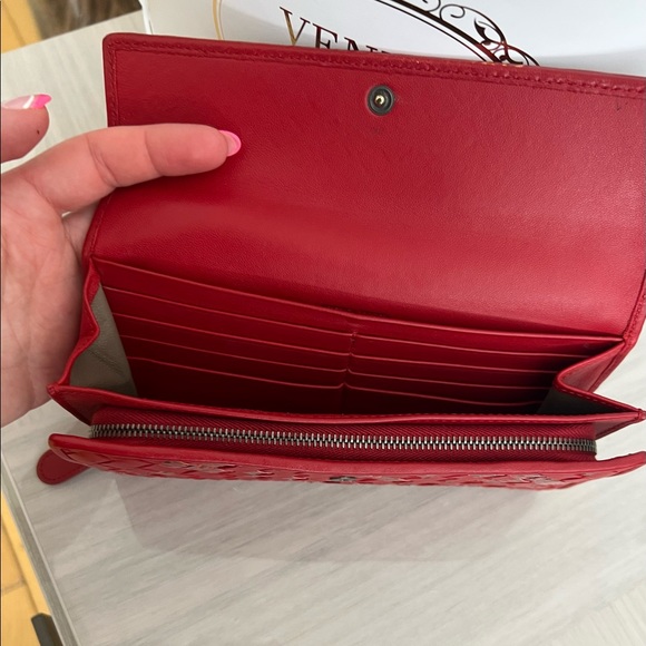 Bottega Veneta Wallet - Picture 9 of 14